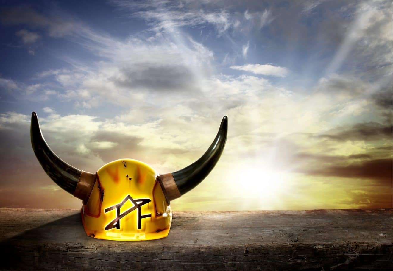_94B8528_Helm_Brückinger